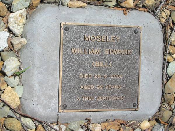 MOSELEY DYKES;  | MOSELEY, Edith Charlotte (nee LONG),  | died 13-11-2000 aged 96 years,  | wife of Bill;  | MOSELEY, William Edward (Bill),  | died 26-5-2002 aged 99 years;  | DYKES, Benjamin David Alison,  | son of Barbara and John,  | died Kenya 17-4-1966 aged 13 months;  | Kalbar General Cemetery, Boonah Shire  | 