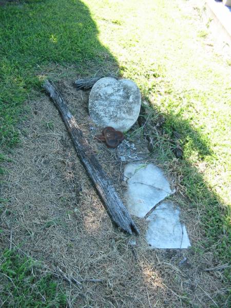 Edgar Frederick MULLER,  | died 17 Oct 1924 aged 3 years 5 months;  | Kalbar General Cemetery, Boonah Shire  | 