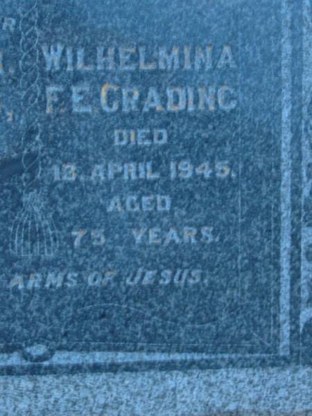 Carl Wm GRADING  | geb 6 Nov 1859  | gest 13 Sep 1935  | Wilhelmina F E GRADING  | 13 Apr 1945, aged 75  | St John's Lutheran Church Cemetery, Kalbar, Boonah Shire  |   | 