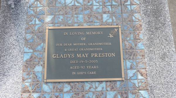 Gladys May PRESTON  | d: 19 May 2005 aged 92  |   | Kilkivan cemetery, Kilkivan Shire  | 