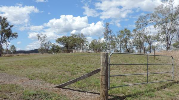 Kilkivan station cemetery  |   | 
