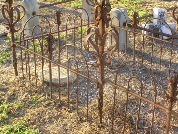 MCCAN?,  | 1913;  | Killarney cemetery, Warwick Shire  | 