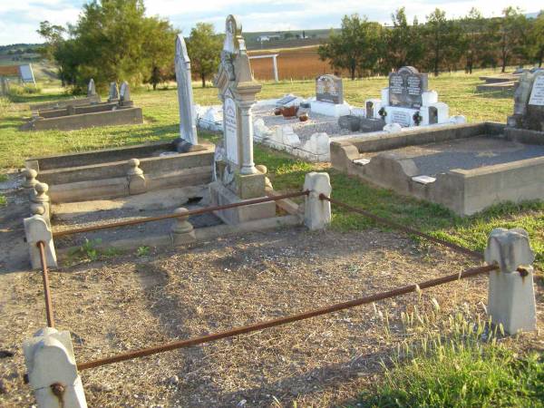 Killarney cemetery, Warwick Shire  | 