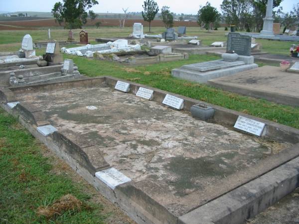 Cuthbert Edward PETERS,  | died 20 Jan 1939 aged 42 years;  | Susan PETERS,  | died 27 Sept 1937 aged 80 years;  | Beatrice Mary PETERS,  | died 30 Jan 1940,  | cremated Brisbane;  | John PETERS,  | died 25 Sept 1937 aged 81 years;  | Killarney cemetery, Warwick Shire  | 