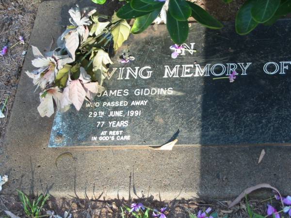 Cecil James GIDDINS,  | died 29 June 1991 aged 77 years;  | Lawnton cemetery, Pine Rivers Shire  | 