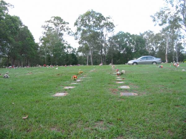 Lawnton cemetery, Pine Rivers Shire  | 