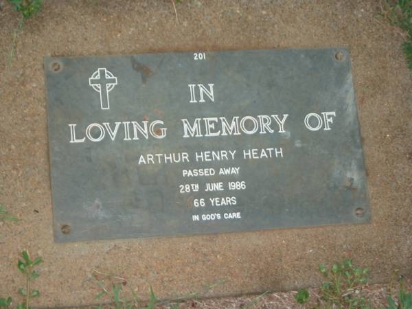 Arthur Henry HEATH,  | died 28 June 1986 aged 66 years;  | Lawnton cemetery, Pine Rivers Shire  | 