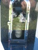 
Isileli Similamoti TONGIA
b: Mataika Vavau 24 May 1955, 
d: Ipswich 16 Oct 1992
Lowood General Cemetery

