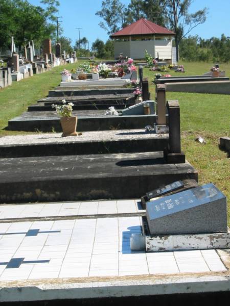 Lowood General Cemetery  |   | 