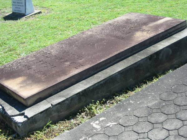 Elvira Ablone Eva FROM  | 1887 - 1976  | Frederick C E FROM  | 1892 - 1976  | Lowood General Cemetery  |   | 