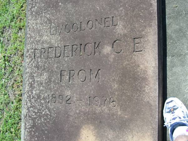 Elvira Ablone Eva FROM  | 1887 - 1976  | Frederick C E FROM  | 1892 - 1976  | Lowood General Cemetery  |   | 