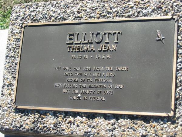 Thelma Jean ELLIOTT  | b: 31 Oct 1931, d: 19 May 1991  | Stanley Llewellyn WILLIAMS  | 23 Feb 1921, d: 22 Oct 2002  | Lowood General Cemetery  |   | 