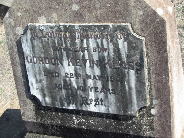 Gordon Kevin KLASS, died 22 May 1941 aged 10 years, son;  | Lowood Trinity Lutheran Cemetery (St Mark's Section), Esk Shire  | 