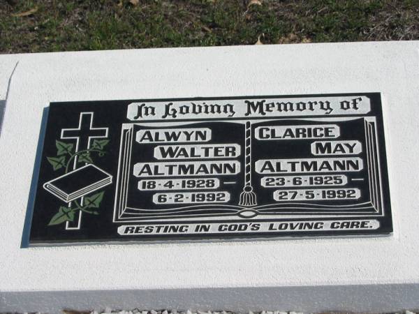 Alwyn Walter ALTMANN, 18-4-1928 - 6-2-1992;  | Clarice May ALTMANN, 23-6-1925 - 27-5-1992;  | Lowood Trinity Lutheran Cemetery (St Mark's Section), Esk Shire  | 