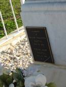 
Christen POULSEN, died 11 July 1909 aged 70 years;
Johanne, wife, died 29 Sept 1936 aged 89 years;
Mariana MARTIN, daughter, born 12 May 1879 died 17 Mar 1965;
George Frederick MARTIN, 1913 - 1976;
Thelma Jesse MARTIN, 1913 - 1988;
Marburg Anglican Cemetery, Ipswich
