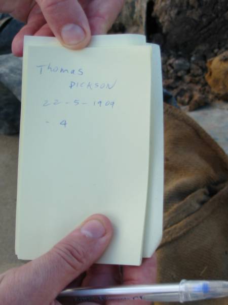 Thomas DICKSON,  | 22-5-1909 - 4-??-??;  | Marburg Lutheran Cemetery, Ipswich  | 