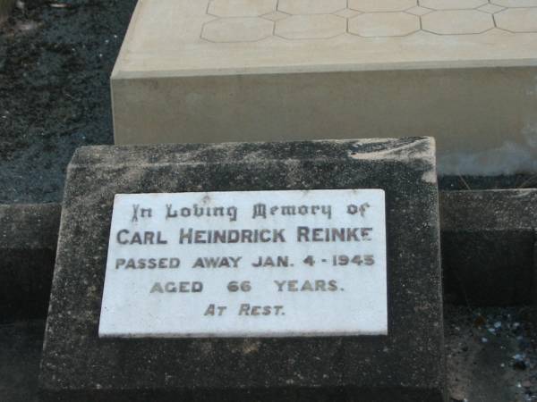 Carl Heinrich REINKE,  | died 4 Jan 1945 aged 66 years;  | Marburg Lutheran Cemetery, Ipswich  | 