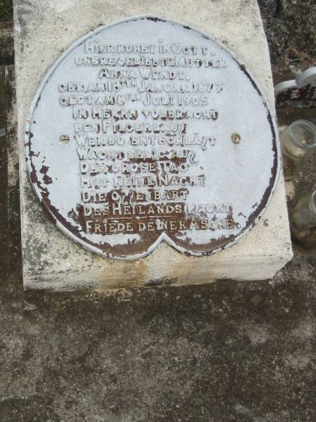 Anna WENDT, mother,  | born 16 Jan 1877 died 6 July 1905;  | Marburg Lutheran Cemetery, Ipswich  | 