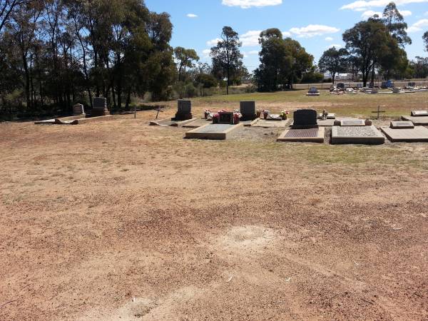   | Meandarra cemetery  | Copyright Dr Matt Barton  | 
