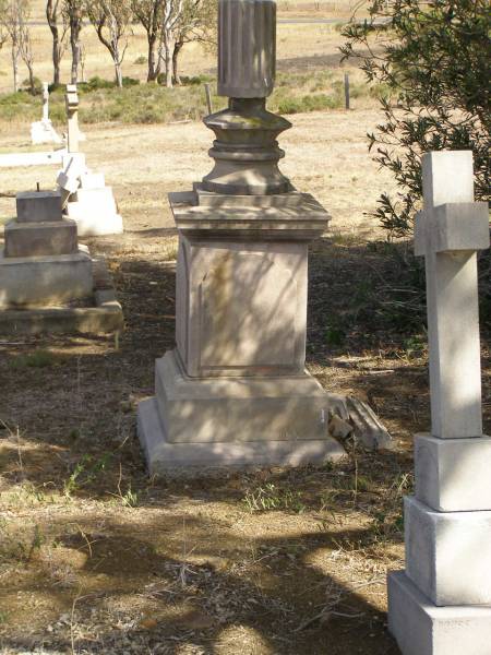Meringandan cemetery, Rosalie Shire  | 
