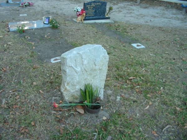 Mooloolah cemetery, City of Caloundra  |   | 
