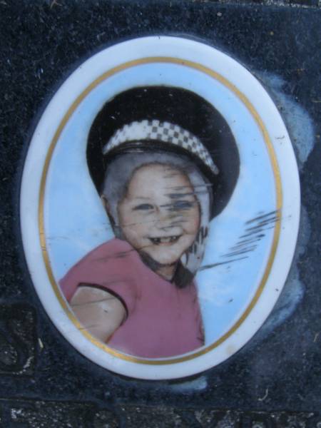 Erica Leigh MADSSEN,  | died 5-4-87 aged 9 years;  | Mooloolah cemetery, City of Caloundra  |   | 