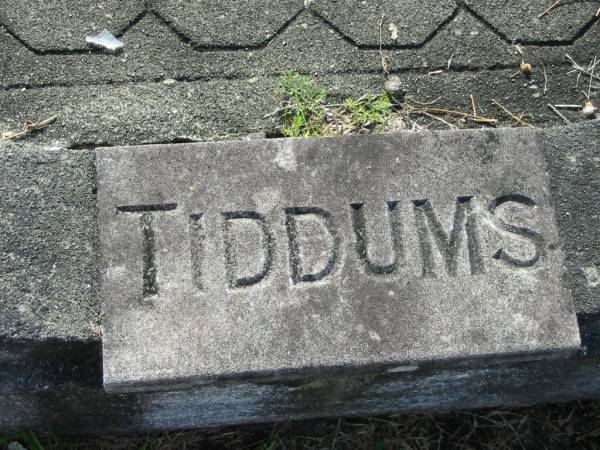 Ettie Helena MUSCH  | 25 Sep 1941, aged 22  |   | TIDDUMS  |   | Mt Cotton / Gramzow / Cornubia / Carbrook Lutheran Cemetery, Logan City  |   | 