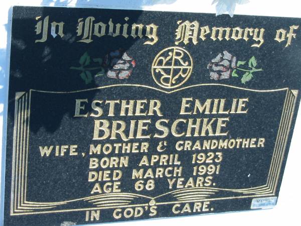 Esther Emilie BRIESCHKE  | b: Apr 1923, d: Mar 1991, aged 68  | Mount Beppo Apostolic Church Cemetery  | 