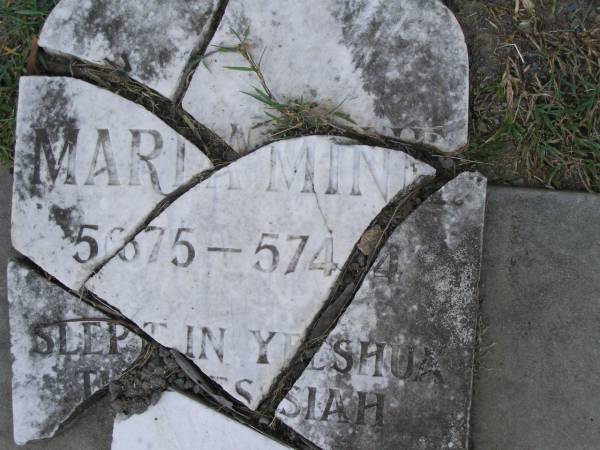 Gabriel YONAH,  | died 19-12-1998 aged 71 years;  | Maria MINE,  | died 30-5-1984 aged 67 years;  | Mudgeeraba cemetery, City of Gold Coast  | 