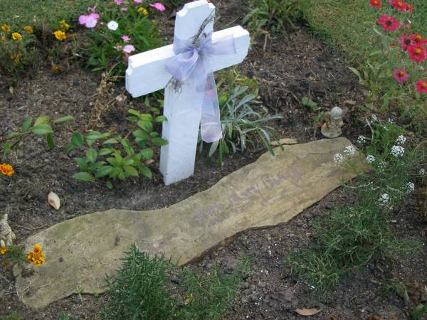 Jean Mary BINGO,  | 1915 - 2001;  | Mudgeeraba cemetery, City of Gold Coast  | 