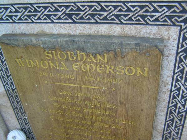 Siobhan Winona EMERSON,  | 29-8-1996 - 15-1-1997;  | Mudgeeraba cemetery, City of Gold Coast  | 