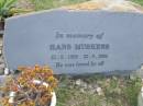 
Hans MUSKENS,
21-9-1925 - 22-9-2006;
Mudgeeraba cemetery, City of Gold Coast
