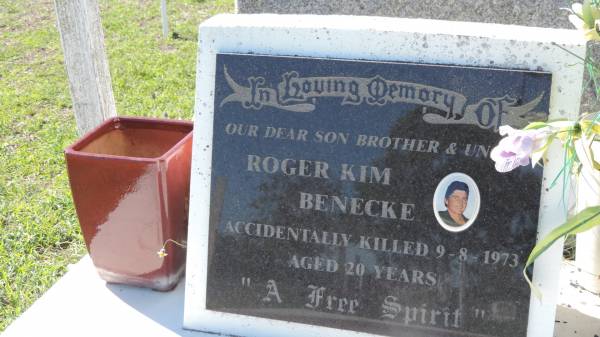 Roger Kim BENECKE  | d: 9 Aug 1973 aged 20  |   | Mulgildie Cemetery, North Burnett Region  |   | 