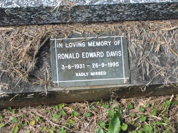 Margaret DAVIS,  | died 1-4-1973 aged 79 years;  | Stanley R. DAVIS,  | died 1-7-1964 aged 74 years;  | Ronald Edward DAVIS,  | 3-6-1931 - 26-9-1995;  | Murwillumbah Catholic Cemetery, New South Wales  | 