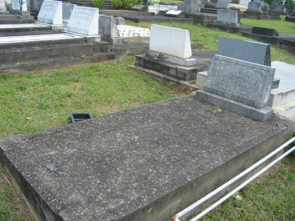 George Godbar HITCHENS,  | dad,  | died 4 Dec 1854 aged 74 years;  | Murwillumbah Catholic Cemetery, New South Wales  | 