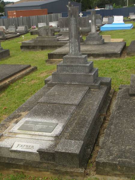 William Patrick O'NEILL,  | father,  | died 14 aReb 1945 aged 55 years;  | Elizabeth Mary O'NEILL,  | mother,  | died 13 Nov 1985 aged 83 years;  | Murwillumbah Catholic Cemetery, New South Wales  | 