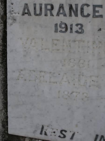 Laurence T. KNECHT,  | 1913 - 1947;  | Valentine KNECHT,  | 1861 - 1951;  | Adelaide J. KNECHT,  | 1873 - 1963;  | Nobby cemetery, Clifton Shire  | 