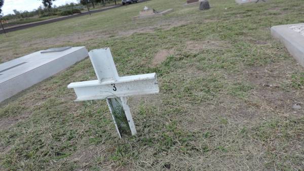 3  |   | Peak Downs Memorial Cemetery / Capella Cemetery  | 