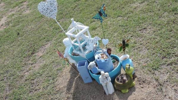   | Peak Downs Memorial Cemetery / Capella Cemetery  | 