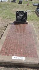 
Mervyn William Lawrence DYER
b: 27 Apr 1924
d: 23 Sep 2004

Patricia Mary DYER
b: 29 Mar 1922
d: 3 Mar 1980

Bob and Pat

Peak Downs Memorial Cemetery  Capella Cemetery
