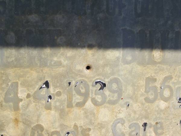 Hermine BILLIAU,  | sister,  | died 27 Dec 1937 aged 63 years;  | Caroline BILLIAU,  | sister,  | died 4-4-1939 aged 56 years;  | Pimpama Island cemetery, Gold Coast  | 