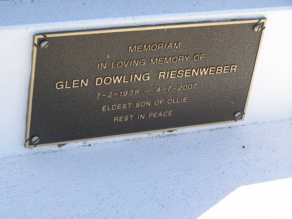 Oliver W. (Ollie) RIESENWEBER,  | father father-in-law grandfather great-grandfather poppie,  | born 1-7-1911,  | died 31-12-1995;  | Glen Dowling RIESENWEBER,  | 7-2-1938 -4-7-2007,  | eldest son of Ollie;  | Pimpama Island cemetery, Gold Coast  | 