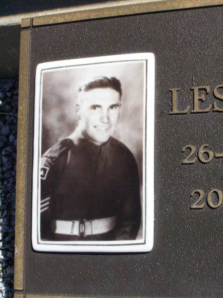 A.L. (Les) RYAN,  | born 26-8-1919  | died 20 Jan 1994 aged 74,  | husband father grandpa great-grandpa;  | Pine Mountain St Peter's Anglican cemetery, Ipswich  | 