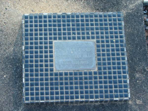 Pepe,  | accidentally killed 22 Jan 1975;  | Edward Francis PEARSON,  | 1908 - 1963,  | husband father;  | Pamela PEARSON,  | 1910 - 1968,  | wife mother;  | Polson Cemetery, Hervey Bay  | 