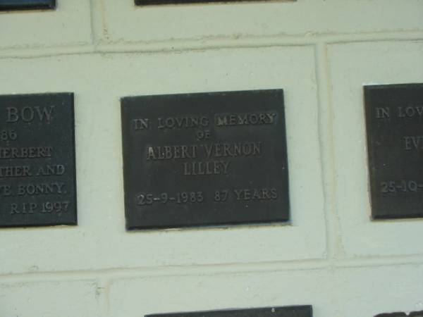 Albert Vernon LILLEY,  | died 25-9-1983 aged 87 years;  | Polson Cemetery, Hervey Bay  | 