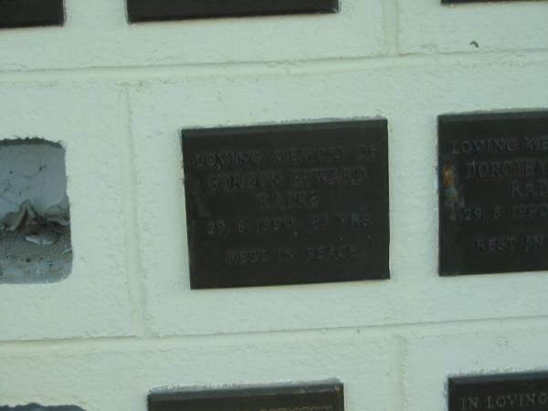 Gordon Edward RADKE,  | died 29-8-1990 aged 89 years;  | Polson Cemetery, Hervey Bay  | 