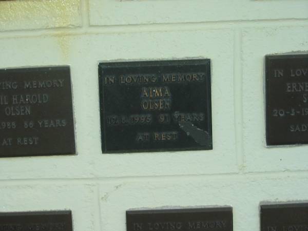 Alma OLSEN,  | died 17-8-1995 aged 91 years;  | Polson Cemetery, Hervey Bay  | 
