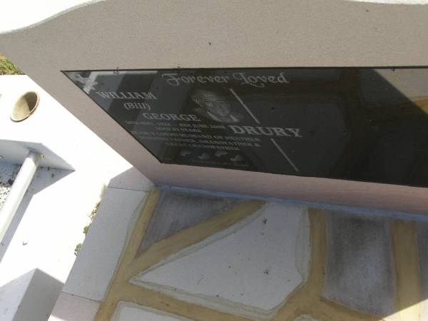 William (Bill) George DRUFY,  | 20 Sept 1924 - 8 June 2008 aged 83 years,  | husband of Heather,  | father grandfather great-grandfather;  | Polson Cemetery, Hervey Bay  | 