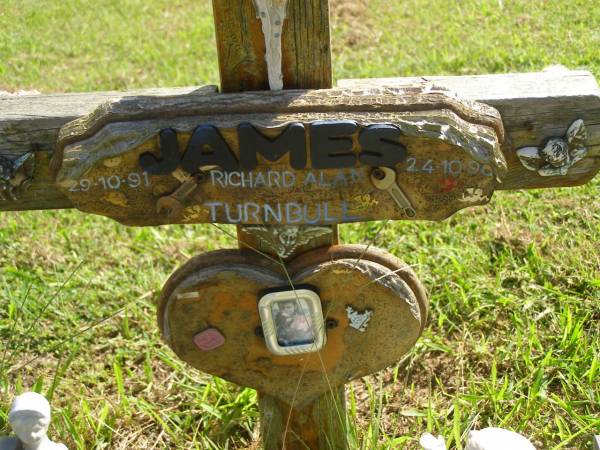 James Richard Alan TURNBULL,  | 29-10-91 - 24-10-96?;  | Polson Cemetery, Hervey Bay  | 