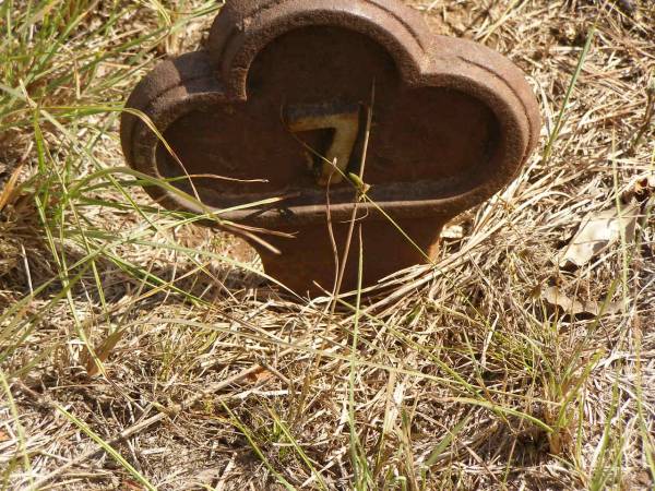 Ravensbourne cemetery, Crows Nest Shire  | 